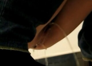 Babe squats and we see a super sexy angle